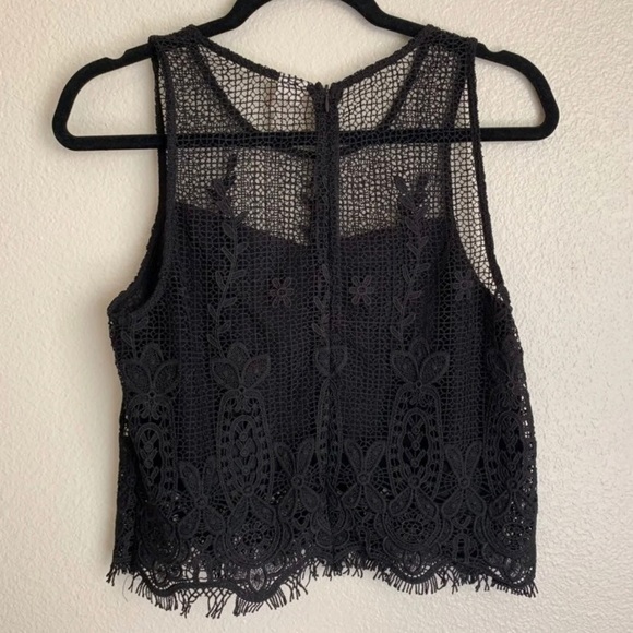 LA Hearts Lace Crop Top - Picture 4 of 5